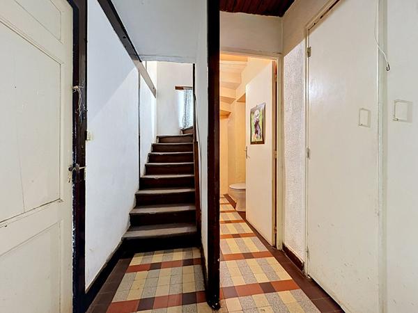 Maison de ville à rénover à Lavardac - 3 chambres, 106 m² avec garage