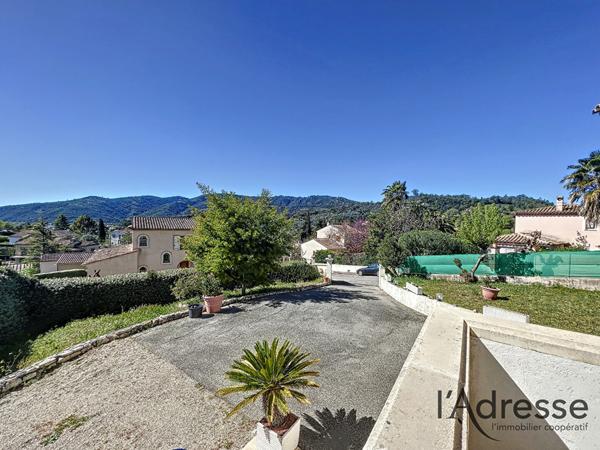 RARE ! Charmante villa de 95m² environ au calme !