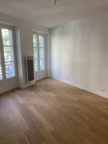 Appartement à vendre 450 000 € Paris 18 3 p 44 m² DPE E