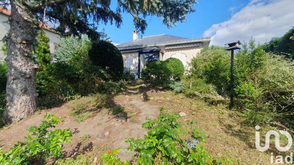 House for sale 3 rooms 101 m² Clermont-Ferrand