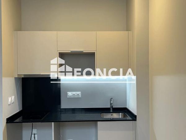 Location Studio 25.85 m² - 32 rue du maréchal de lattre de tassigny Blois 41000