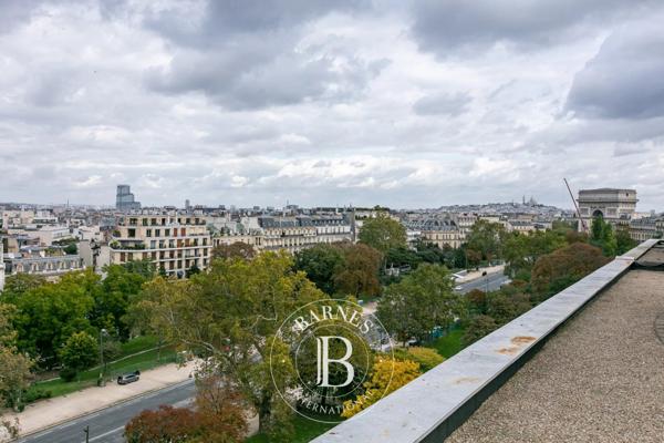Paris 16ème, Appartement 2 Chambres -  321 m² à vendre