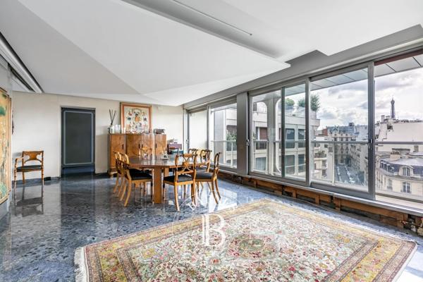 Paris 16ème, Appartement 2 Chambres -  321 m² à vendre