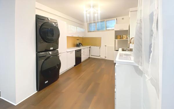 Appartement à vendre    5 pièces • 157 m2 Le Cannet