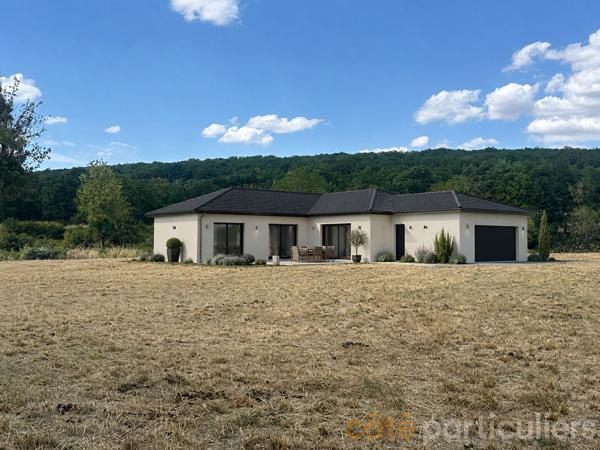 Vente
                Terrain6376 m² - SAINT AMAND MONTROND (18200)