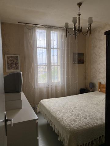 Marseille (13010) Saint Loup: Maison plain pied 80 m2, piscine, terrasse, jardin, vue dégagée, grand garage