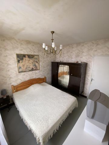 Marseille (13010) Saint Loup: Maison plain pied 80 m2, piscine, terrasse, jardin, vue dégagée, grand garage