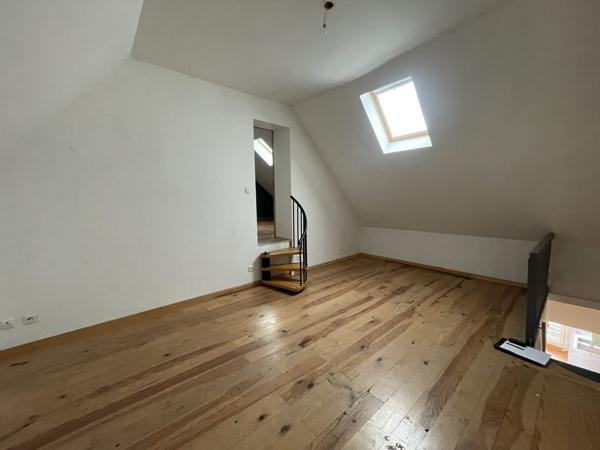 IMMEUBLE + LOCAL COMMERCIAL