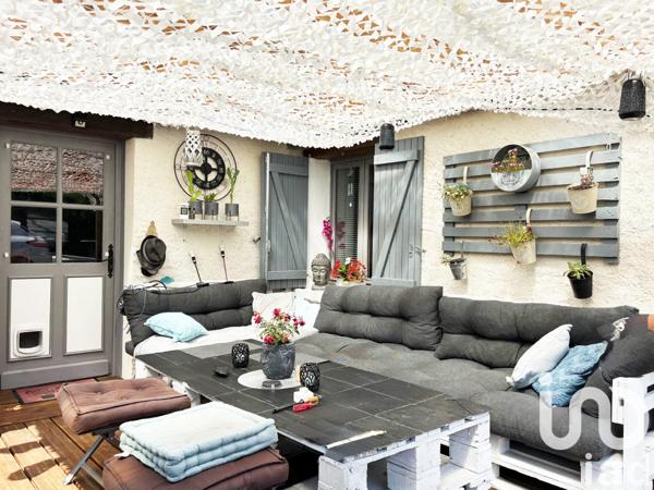 Maison à vendre 5 pièces 95 m² Saint-Cyr-sur-Loire