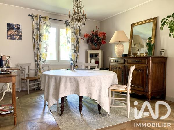 Maison à vendre 5 pièces 135 m² Saint-Pryvé-Saint-Mesmin