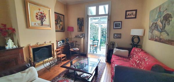 MAISON/ VILLA - 4 CHAMBRES -  QUARTIER CATHEDRALE