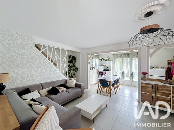 Maison à vendre 6 pièces 130 m² Saint-Ouen-du-Tilleul