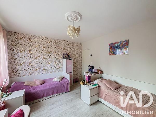 Maison à vendre 6 pièces 130 m² Saint-Ouen-du-Tilleul