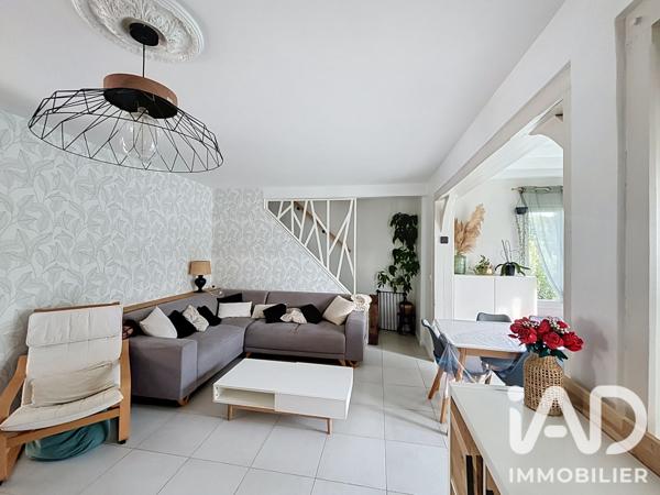 Maison à vendre 6 pièces 130 m² Saint-Ouen-du-Tilleul