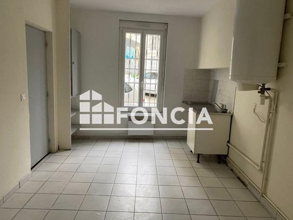 Location Studio 28.25 m² - 1 RUE THEBEAU Bordeaux 33000