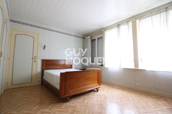 Maison de 113 m² habitables, beaux volumes! 59500 DOUAI