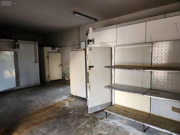 Garage fermé à vendre à Bar-sur-Aube dans l'Aube (10200), ref : 10379/578   
Calme