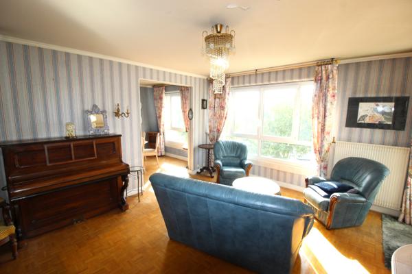 Nevers (58000) Appartement 89 m² – Résidence de standing Les Éduens – Dernier étage avec vue Loire