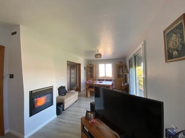 Maison à vendre |  Chabanais |  4 pièces | 81 m²