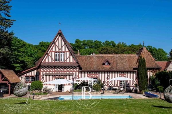 Évry-Courcouronnes, Maison 6 Chambres -  383 m² à vendre
