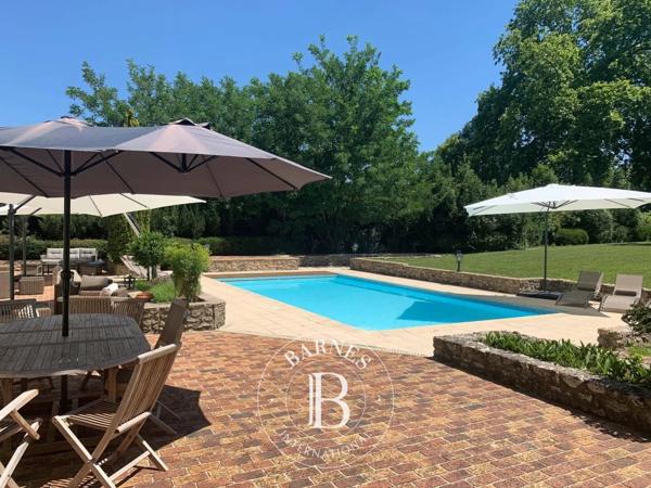 Évry-Courcouronnes, Maison 6 Chambres -  383 m² à vendre