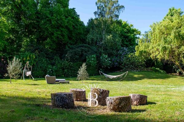 Évry-Courcouronnes, Maison 6 Chambres -  383 m² à vendre