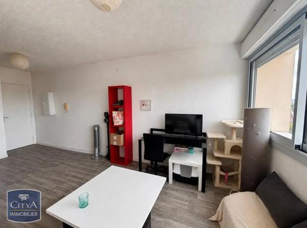 Appartement à louer 1 pièce 22.06m² Albi (81000)