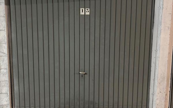 Stationnement à vendre    12 m2 Paris 14