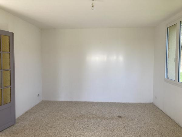 La Bouilladisse (13720) LA BOUILLADISSE MAISON R+ 1 TYPE 8 / 188.17m² TERRASSE VERANDA JARDIN 1000m²