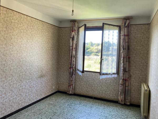 La Bouilladisse (13720) LA BOUILLADISSE MAISON R+ 1 TYPE 8 / 188.17m² TERRASSE VERANDA JARDIN 1000m²