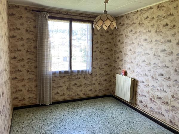 La Bouilladisse (13720) LA BOUILLADISSE MAISON R+ 1 TYPE 8 / 188.17m² TERRASSE VERANDA JARDIN 1000m²