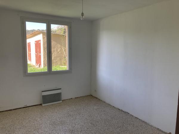 La Bouilladisse (13720) LA BOUILLADISSE MAISON R+ 1 TYPE 8 / 188.17m² TERRASSE VERANDA JARDIN 1000m²