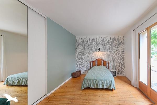 Maison à vendre |  Saint-Gauzens |  8 pièces | 235 m²