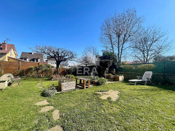 Sèvres Les Bruyères - Maison indépendante avec jardin et séjour de près de 40 m²