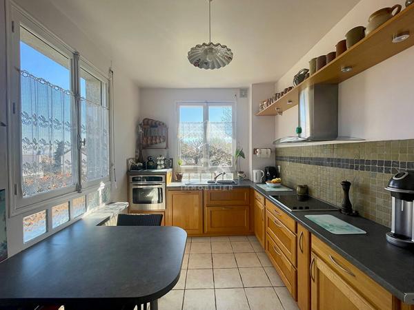 Sèvres Les Bruyères - Maison indépendante avec jardin et séjour de près de 40 m²