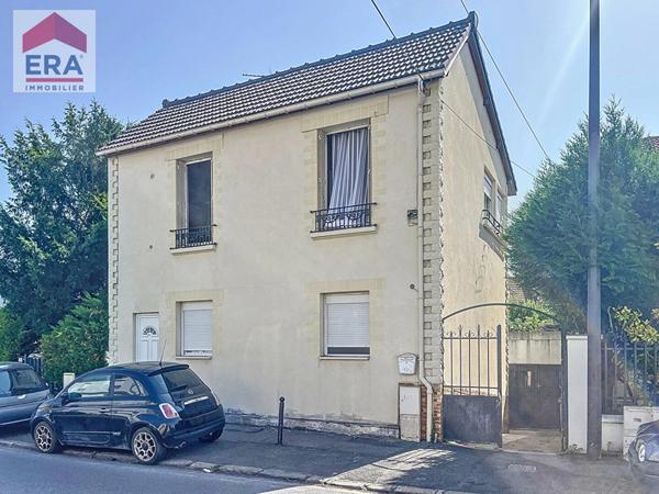 A VENDRE IMMEUBLE  126m² - 6 STUDIOS