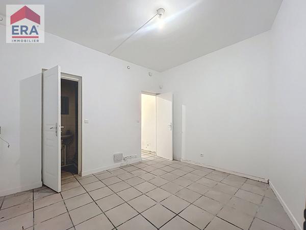 A VENDRE IMMEUBLE  126m² - 6 STUDIOS