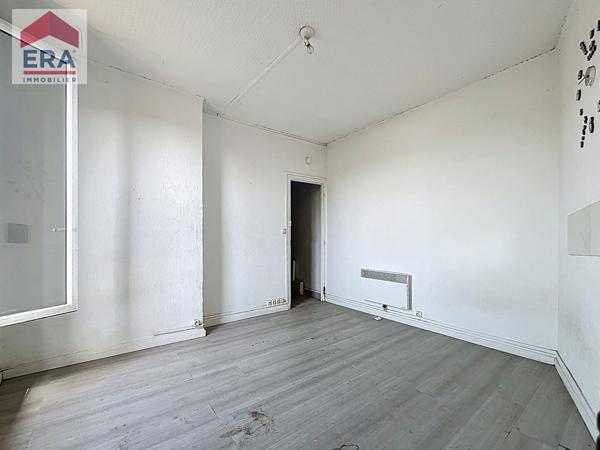 A VENDRE IMMEUBLE  126m² - 6 STUDIOS