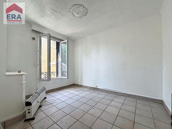 A VENDRE IMMEUBLE  126m² - 6 STUDIOS
