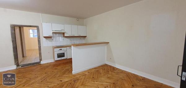 Appartement à louer 2 pièces 51.28m² Riom (63200)