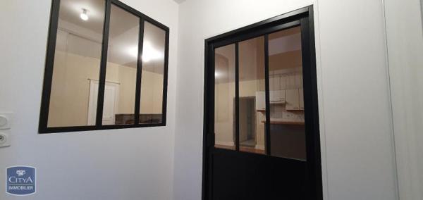 Appartement à louer 2 pièces 51.28m² Riom (63200)
