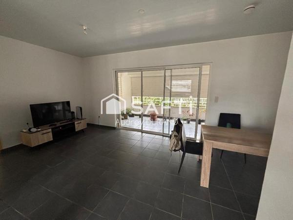 APPARTEMENT T3 AVEC BELLE TERRASSE