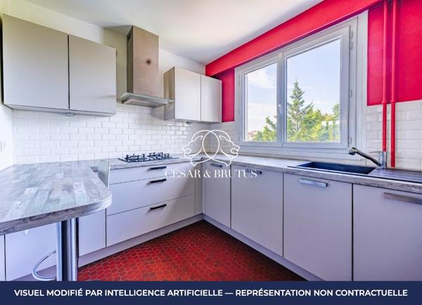 LYON 05 – appartement T4 de 94 m² avec balcon, cave et stationnement
