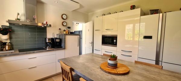 Maison 5 pièces - 150 m² Exclusivité efficity