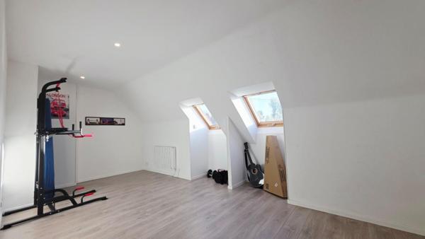 MAISON 153 M² 6 PIECES 5 CHAMBRES GARAGE JARDIN