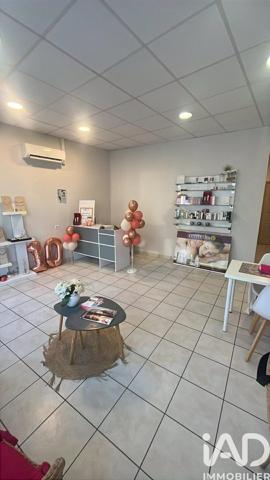 Immeuble à vendre 350 m² Fontès
