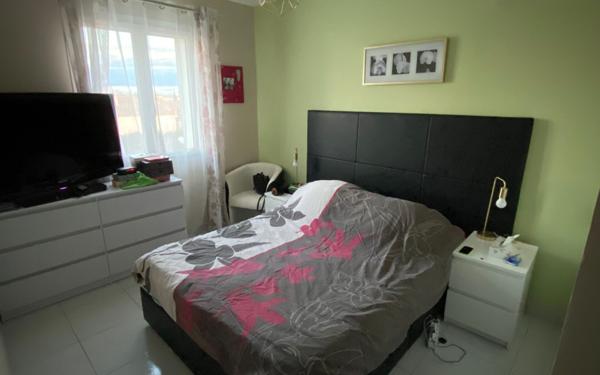 Maison à vendre    4 pièces •  Garons