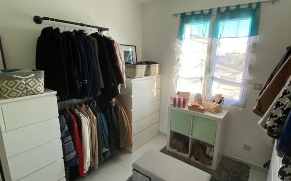 Maison à vendre    4 pièces •  Garons