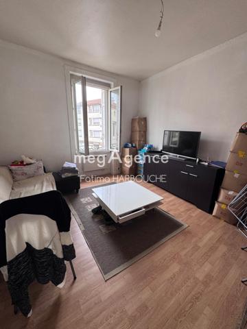 Appartement à FRAISSES, 42490 - 2 pièces 42m²