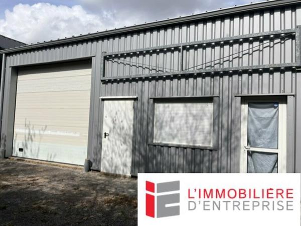 Entrepot de 160m2 à PLESCOP